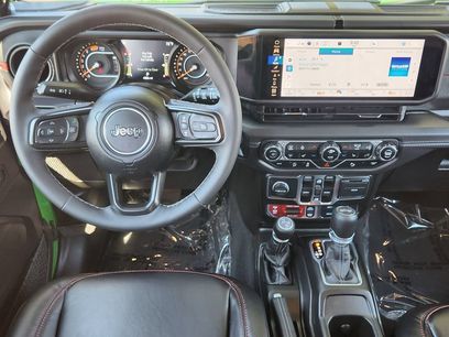 Used 2025 Jeep Wrangler Unlimited Rubicon
