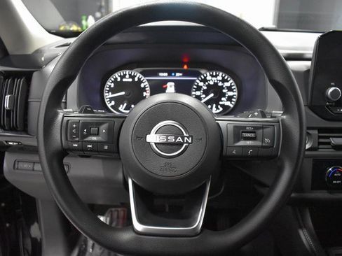 Certified 2024 Nissan Pathfinder S image 22