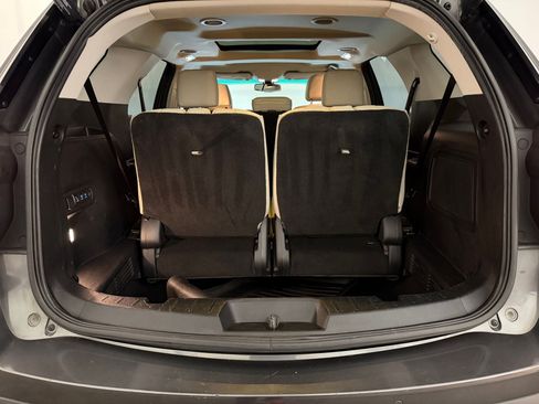 Used 2016 Ford Explorer Platinum image 31