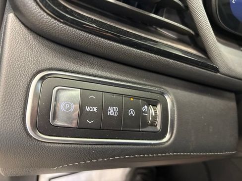 Used 2026 Buick Enclave Preferred FWD image 33