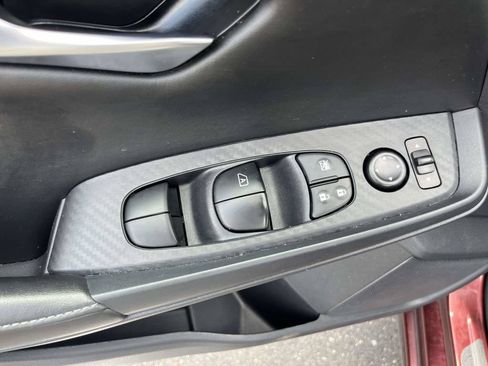 Used 2025 Nissan Sentra SV FWD image 15