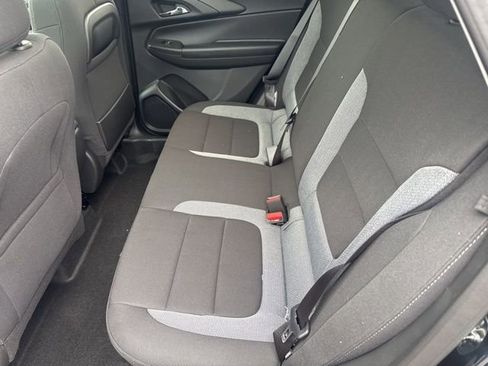 New 2026 Chevrolet TrailBlazer LT w/ LT Cold Weather Package FWD image 18