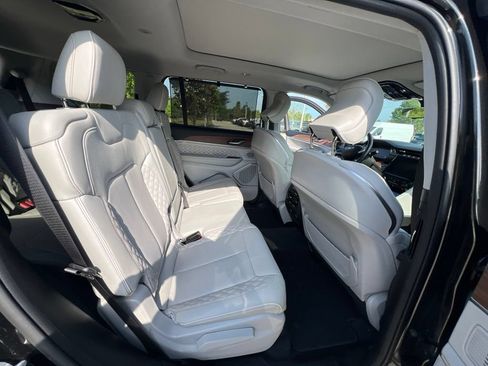Certified 2021 Jeep Grand Cherokee L Summit w/ Advanced Protech Group IV AWD/4WD image 46
