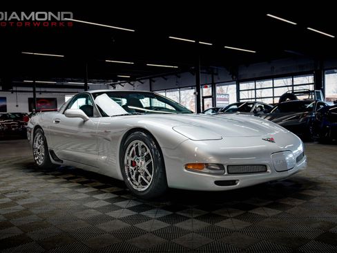 Used 2002 Chevrolet Corvette Z06 w/ Memory Pkg image 31