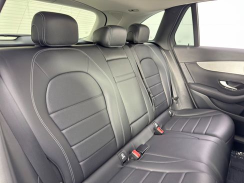 Used 2021 Mercedes-Benz GLC 300 image 37