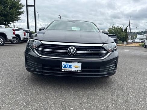 Used 2024 Volkswagen Jetta SE FWD image 8