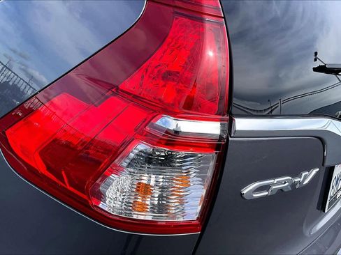 Used 2016 Honda CR-V SE image 28