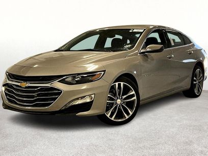 Used 2025 Chevrolet Malibu LT