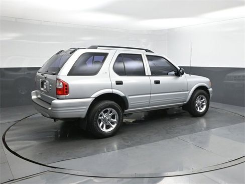 Used 2000 Isuzu Rodeo S image 10