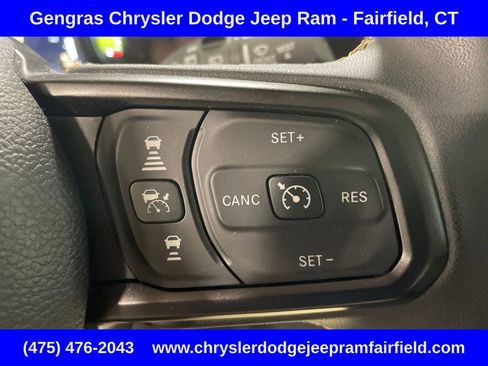 Used 2024 Jeep Wrangler Unlimited w/ Convenience Group AWD/4WD image 41