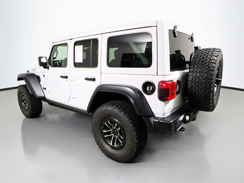 Used 2026 Jeep Wrangler Unlimited Sport AWD/4WD image 8