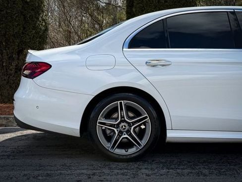 Used 2022 Mercedes-Benz E 350 Sedan w/ Driver Assistance Package image 11