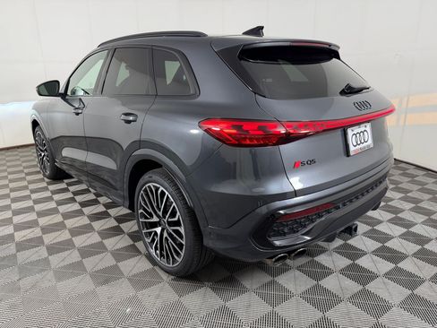 Used 2025 Audi SQ5 Premium Plus w/ Premium Plus Package AWD/4WD image 3
