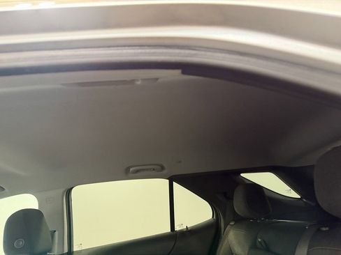 Used 2022 Chevrolet Equinox LT image 10