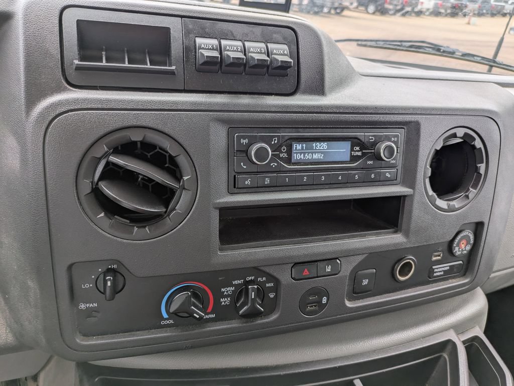 Used 2024 Ford E-350 and Econoline 350 Super Duty w/ Driver's Safety Package RWD image 11