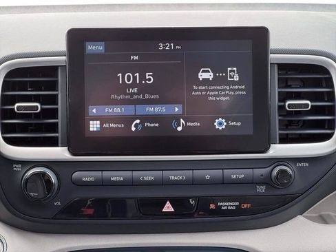 New 2026 Hyundai Venue SEL image 19