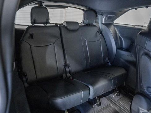 New 2026 Toyota Sienna Platinum image 36