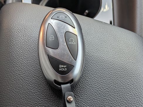 Used 2025 Hyundai Elantra SEL FWD image 33