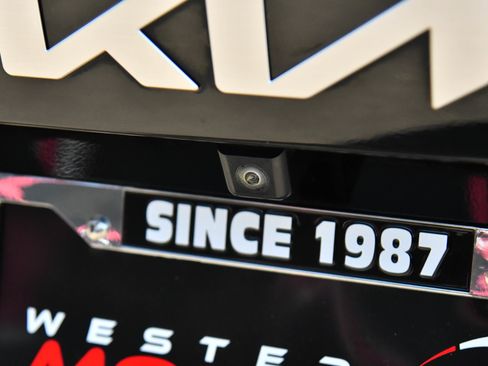 Used 2024 Kia Sorento S image 44