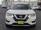 Used 2018 Nissan Rogue SV image 2