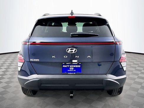 Certified 2025 Hyundai Kona SEL image 6