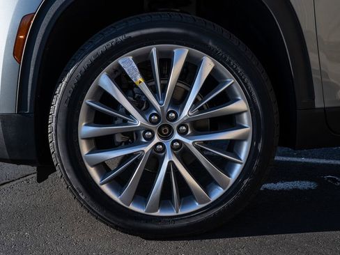 New 2026 Chevrolet Traverse LT image 8