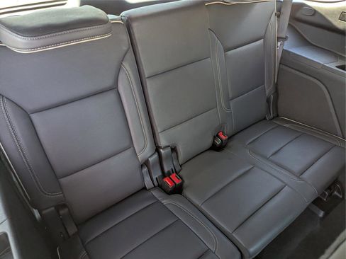 Used 2024 Chevrolet Tahoe Premier image 38