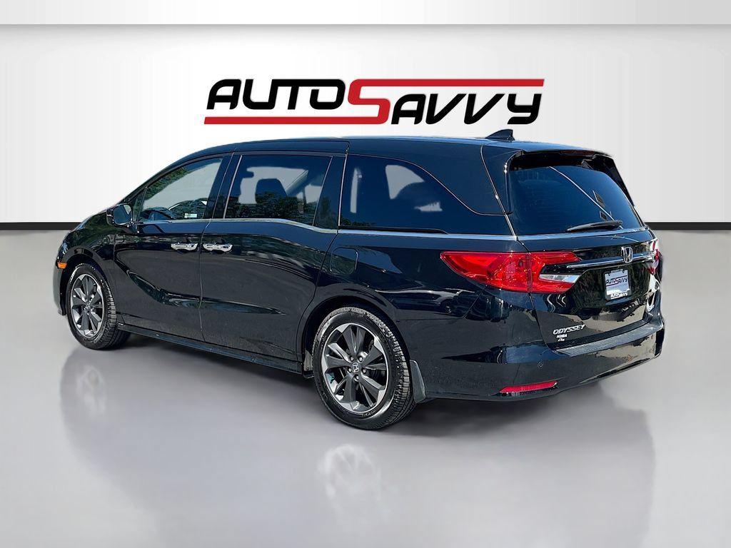 Used 2023 Honda Odyssey Elite image 5