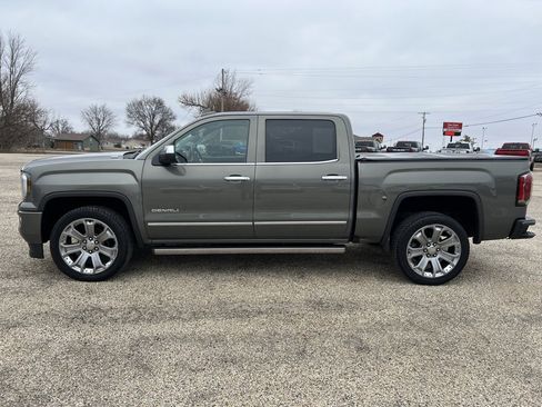 Used 2017 GMC Sierra 1500 Denali w/ Denali Ultimate Package image 2