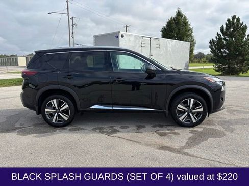 Used 2023 Nissan Rogue SL w/ SL Premium Package image 8