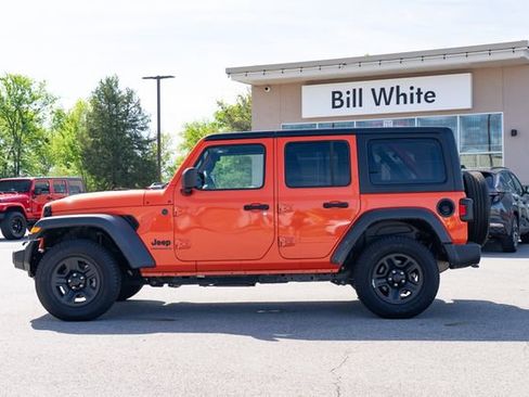 Used 2023 Jeep Wrangler Sport image 3