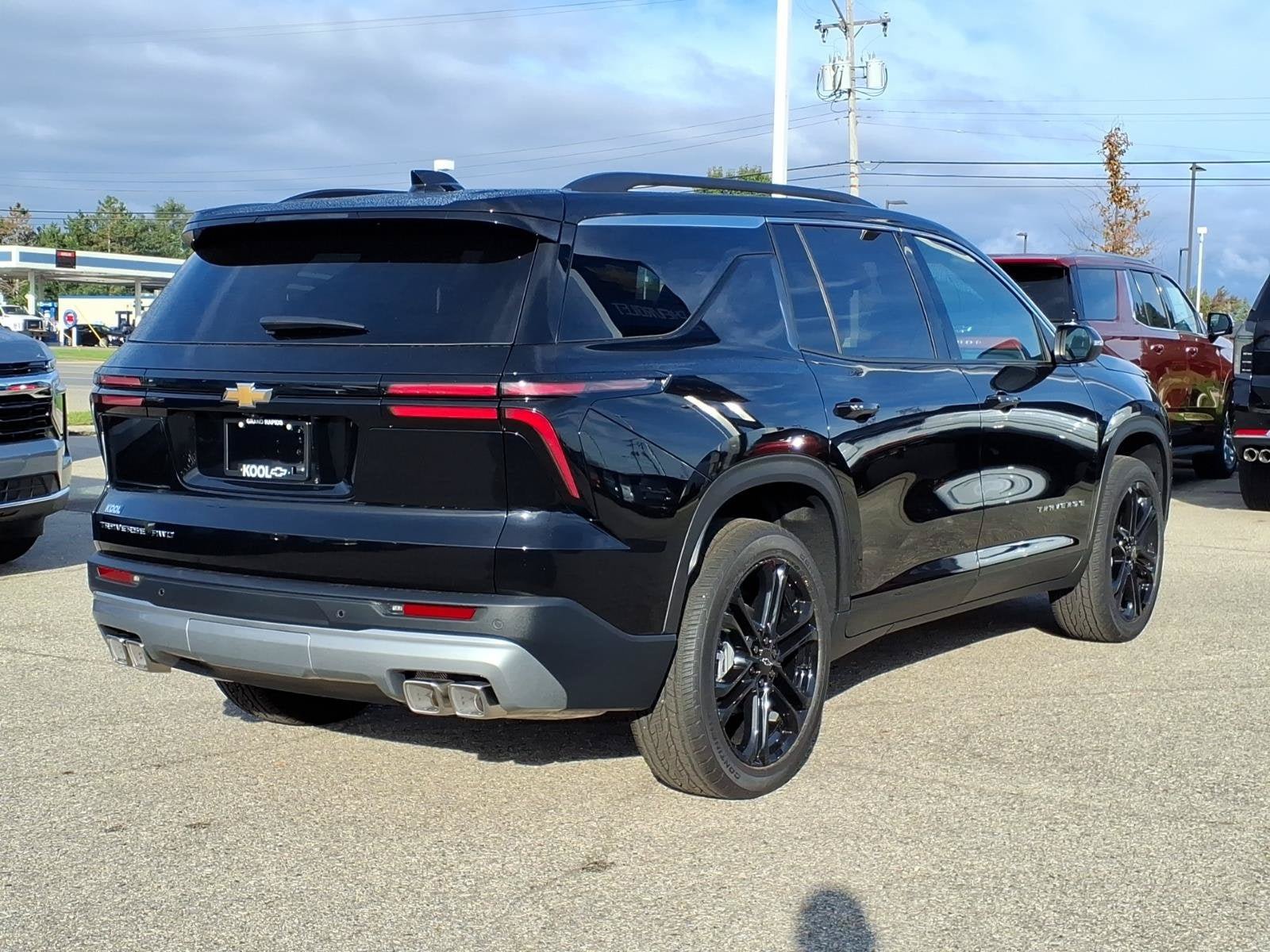 New 2027 Chevrolet Traverse LT AWD/4WD image 16