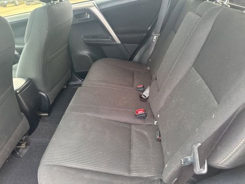 Used 2015 Toyota RAV4 XLE image 8