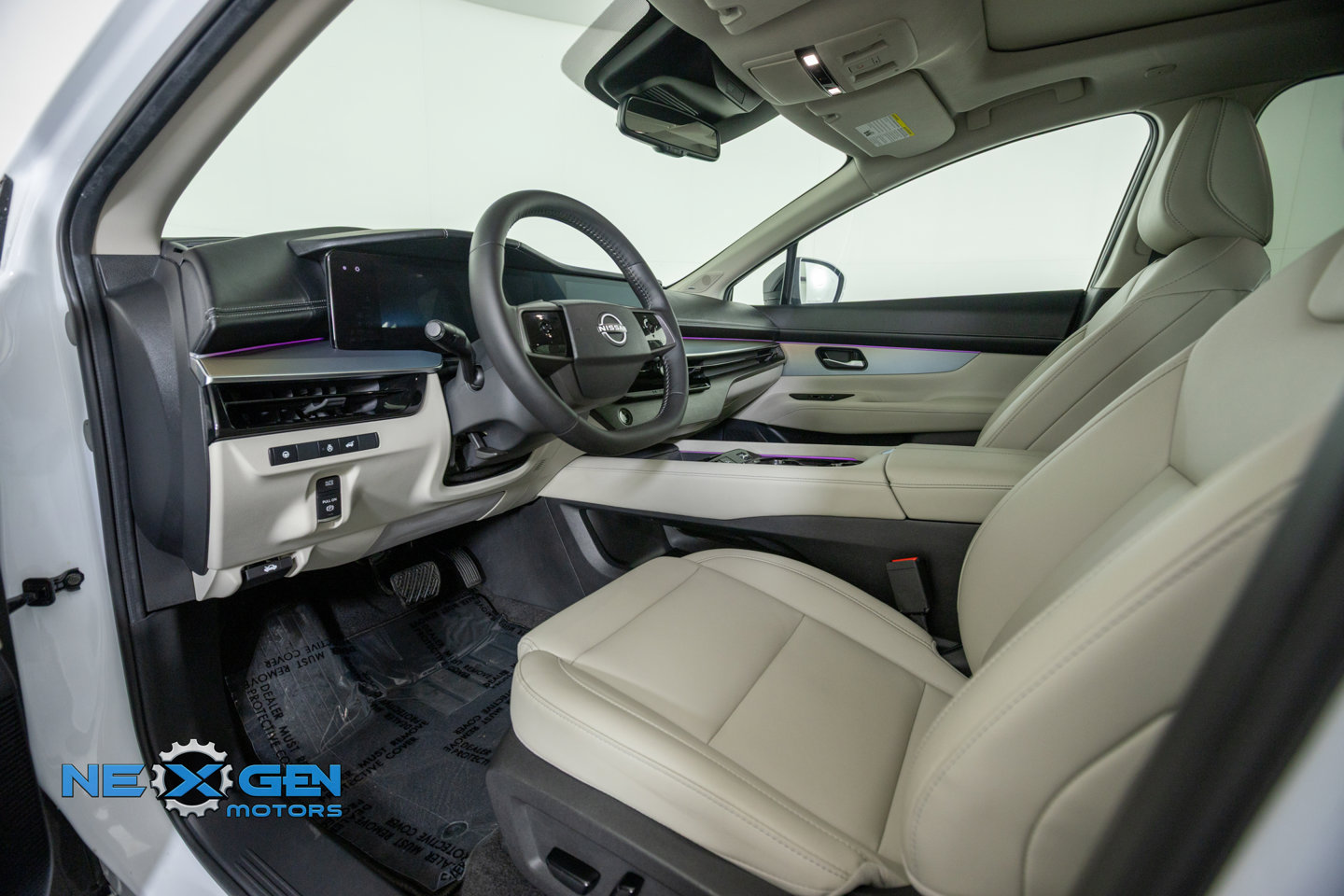 Used 2025 Nissan Murano SL AWD/4WD image 11