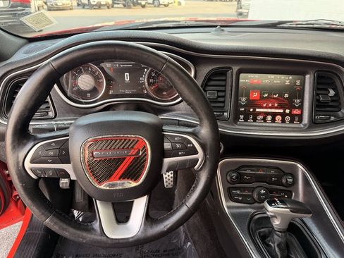 Used 2016 Dodge Challenger SXT Plus RWD image 11