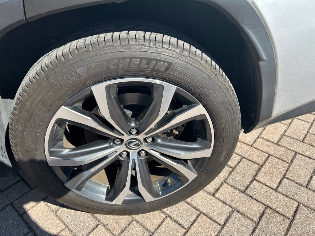Used 2018 Lexus RX 350L FWD image 11
