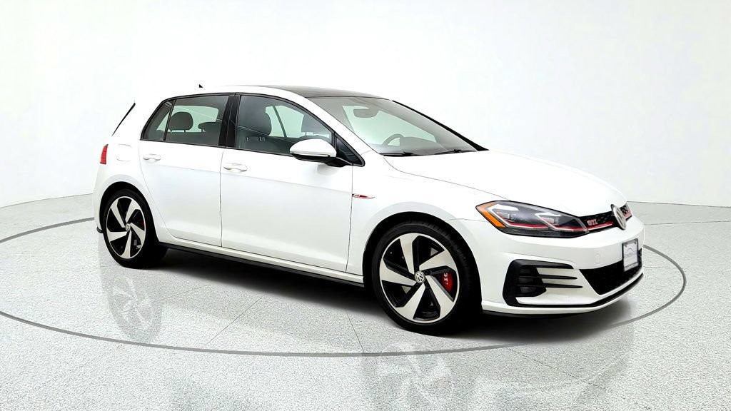 Used 2019 Volkswagen GTI SE FWD image 3