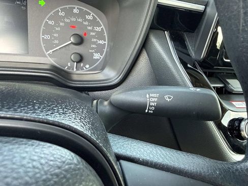 Used 2025 Toyota Corolla LE FWD image 35