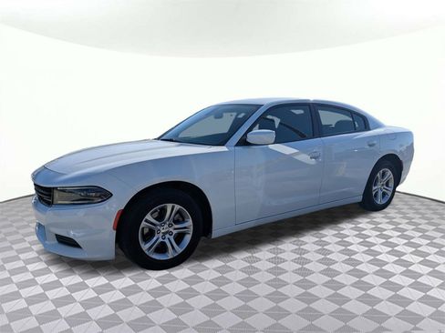 Used 2022 Dodge Charger SXT image 8