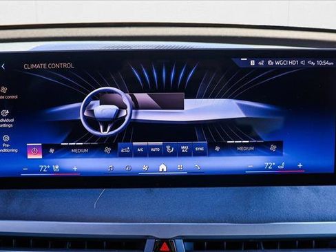 New 2026 BMW iX xDrive60 image 18