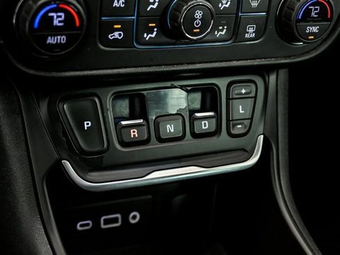 Used 2019 GMC Terrain SLE w/ Driver Convenience Package image 22