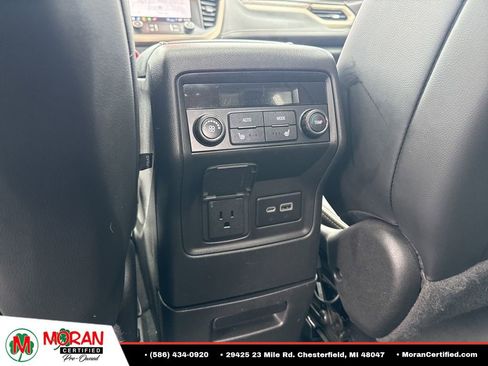 Used 2022 GMC Acadia Denali w/ GMC Pro Grade Package AWD/4WD image 29