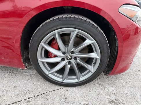 Used 2023 Alfa Romeo Giulia Sprint image 32