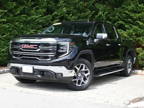Used 2023 GMC Sierra 1500 SLT w/ SLT Premium Package AWD/4WD image 1