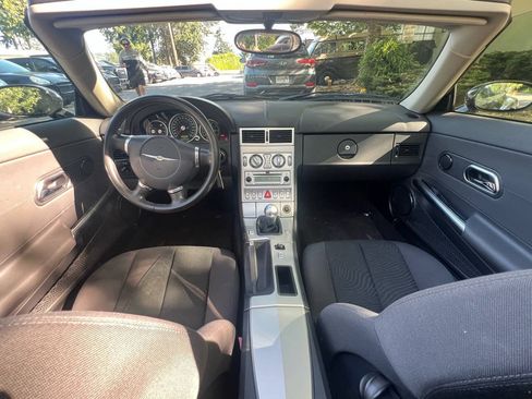 Used 2005 Chrysler Crossfire Convertible RWD image 35
