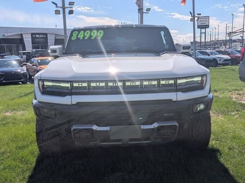 New 2024 GMC Hummer EV 2X w/ Extreme Off-Road Package AWD/4WD image 2