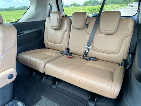 Used 2025 INFINITI QX80 Sensory image 24