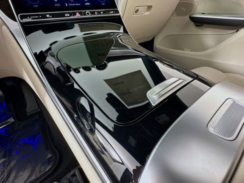 New 2026 Mercedes-Benz GLC 300 4MATIC image 5