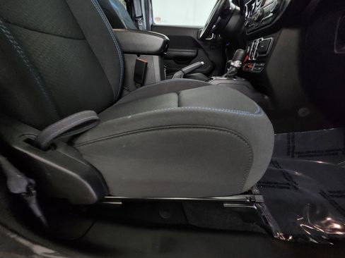 Used 2022 Jeep Wrangler Unlimited Rubicon 4xe w/ Cold Weather Group image 23