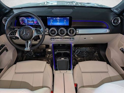Used 2026 Mercedes-Benz GLB 250 image 15